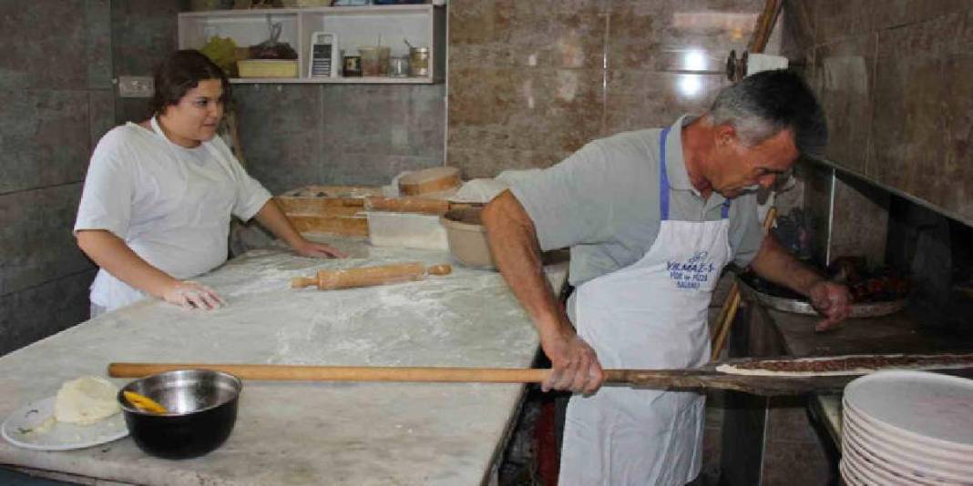 Kapıdan çırak olarak giren patron olarak çıkıyor! 45 yıldır süren gelenek: “Burası işletme değil okul” 1